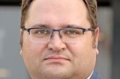 Stadt lässt Hetzplakate abhängen - Sebastian Lasch - Finanz- und Ordnungsbürgermeister (SPD)
