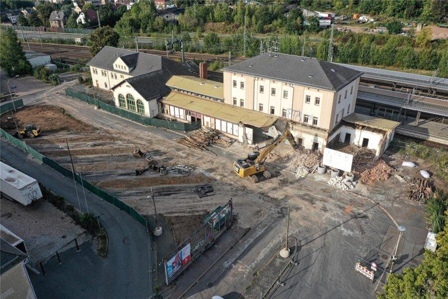 Stadt Werdau verklagt Bahnhofs-Protestler - Die Arbeiten am Bahnhof sind durch Widersprüche gegen den Abriss mehrfach verzögert worden.
