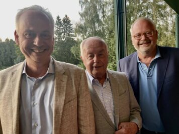 Stadtgeflüster: Chemnitzer treffen sich in Karlsbad - Stefan, Bernd und Andreas Wöllenstein (von links) leiten die Unternehmensgruppe und haben nach Karlsbad eingeladen.