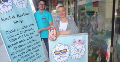 Stadtgeflüster: Ein zweites Karls Kunsthaus in der City - Hendrik Rottluff und Denise Kendzia betreiben bis Ende Juni ein Kunstgeschäft in der Innenstadt.