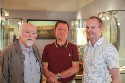 Staffelstabübergabe im Schloßbergmuseum Chemnitz: Diese drei Herren erzählen Geschichte - Drei Generationen: Thomas Schuler, Uwe Fiedler und Stefan Thiele sind die Direktoren des Museum seit 1990.