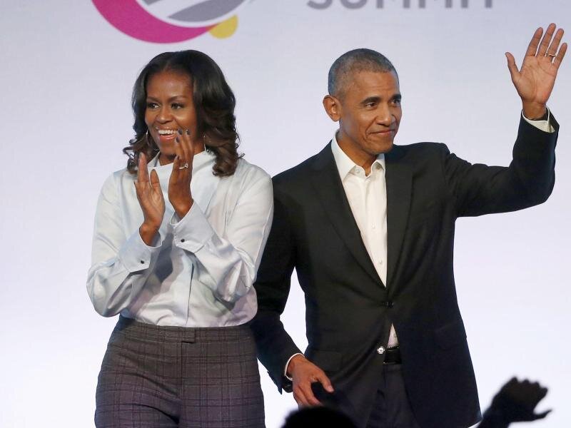  
          Auch Barack Obama und seine Frau Michelle gratulierten den Absolventen online.