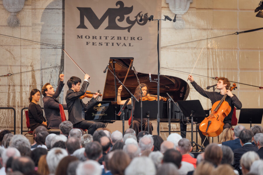 Start des 31. Moritzburg-Festivals - Beim Eröffnungskonzert des Moritzburg-Festivals am Freitagabend wurden Werke von Mozart, Villa-Lobos und Brahms gespielt. 