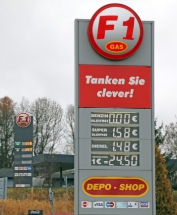 Mittlerweile sind auch in Tschechien die Preise für Benzin gestiegen. 