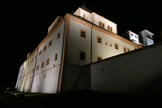 Steigende Strompreise: Schloss Augustusburg liegt jetzt im Dunkeln - 