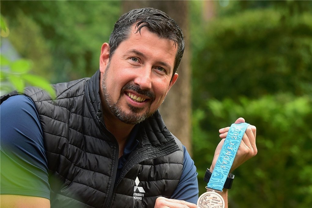 Stev Theloke zur SchwimmMedaille von Florian Wellbrock Endlich einer