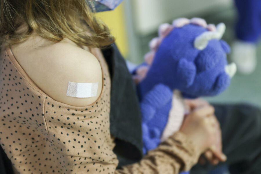 Stiko empfiehlt Corona-Impfung für gesunde Kinder zwischen 5 und 11