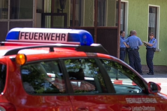 Stinkende Substanz im Feriendorf Limbach-Oberfrohna ruft Rettungskräfte auf den Plan - 