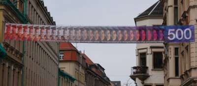 Straßenbanner erinnert an Martin Luthers Predigten in Zwickau vor 500 Jahren - 