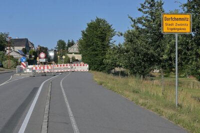 Straßensperrung zu Dorfchemnitzer Pferdetagen: Wie kommen Besucher hin? - Aus Richtung Hormersdorf ist die Anfahrt der Reitanlage in Dorfchemnitz nicht möglich.