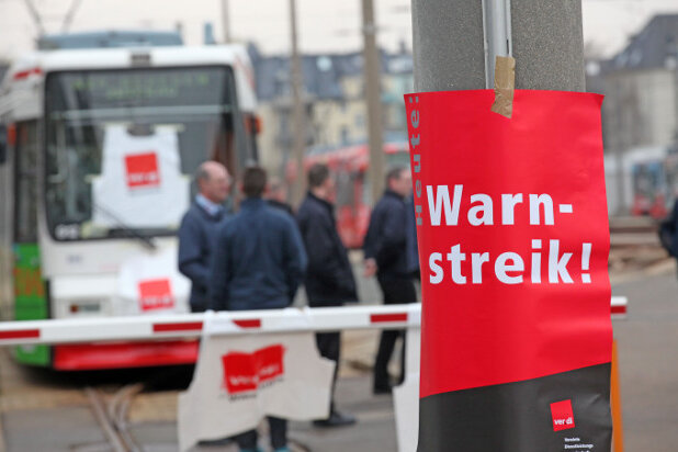 Warnstreik bei den Städtischen Verkehrsbetrieben in Zwickau.