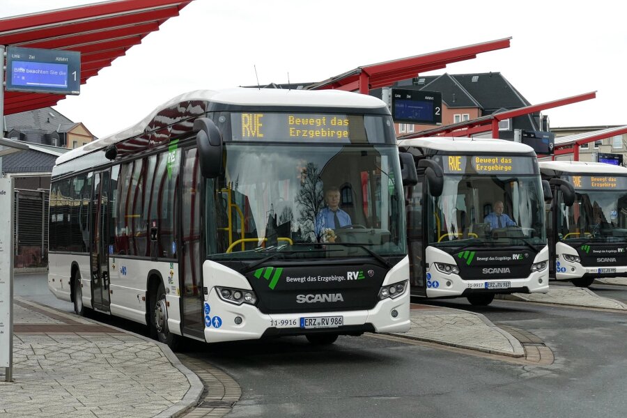 Streik legt Busverkehr im Erzgebirge lahm - Auch die Busse der RVE sollen am Freitag nicht fahren. Vom Streik betroffen ist allen voran der Schülerverkehr.