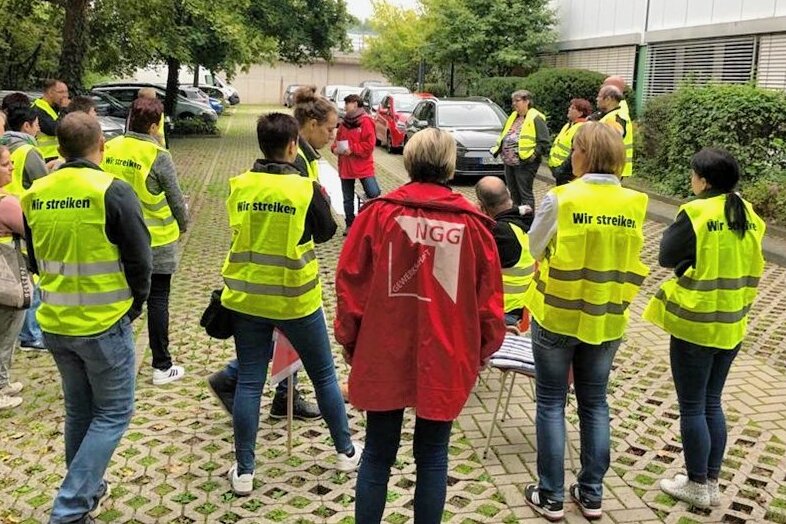 Streik: Mittweidaer Hortkinder bleiben ohne Essen - In der Großküche der Vielfaltmenü GmbH in Kesselsdorf bei Dresden wurde am Mittwoch gestreikt. 