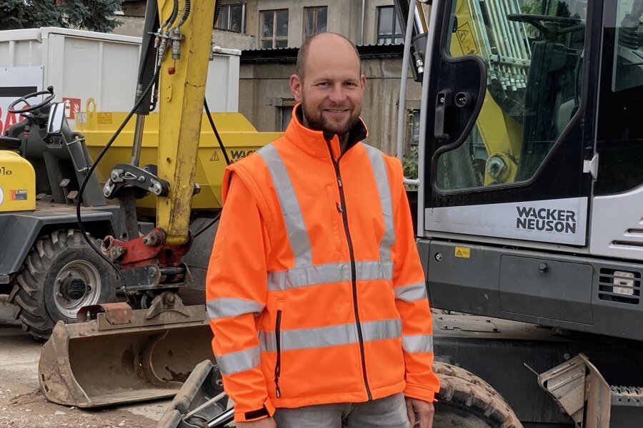 Streit um Kündigung beendet: Mülsens Ex-Bauamtsleiter trennt sich traurig aber einvernehmlich - Seit 2017 war André Rademacher Bauamtsleiter in Mülsen. Mit einem Aufhebungsvertrag hat die Gemeinde das Arbeitsverhältnis beendet.