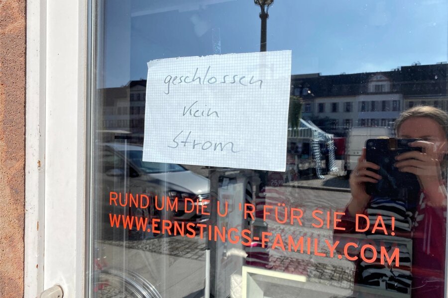 Stromausfall legt Rochlitzer Innenstadt lahm - Stromausfall am Dienstag in Rochlitz: Manche Geschäfte hatten vorübergehend die Türen verschlossen.