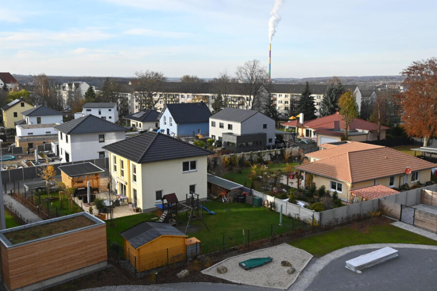 Studie zu Immobilien in der Region: Wo Kaufen günstiger als Mieten ist - Eigenheime im Bereich der Chemnitzer Riemann-Fabrik.