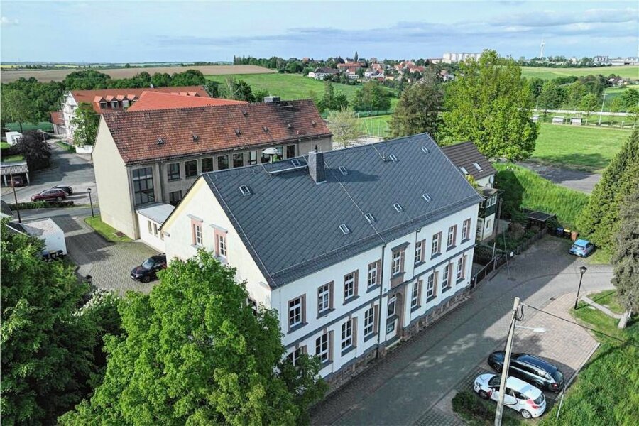Stühlerücken beim Gemeinderat Zettlitz - Im Begegnungszentrum soll über die künftige Sitzverteilung im Gemeinderat entschieden werden.