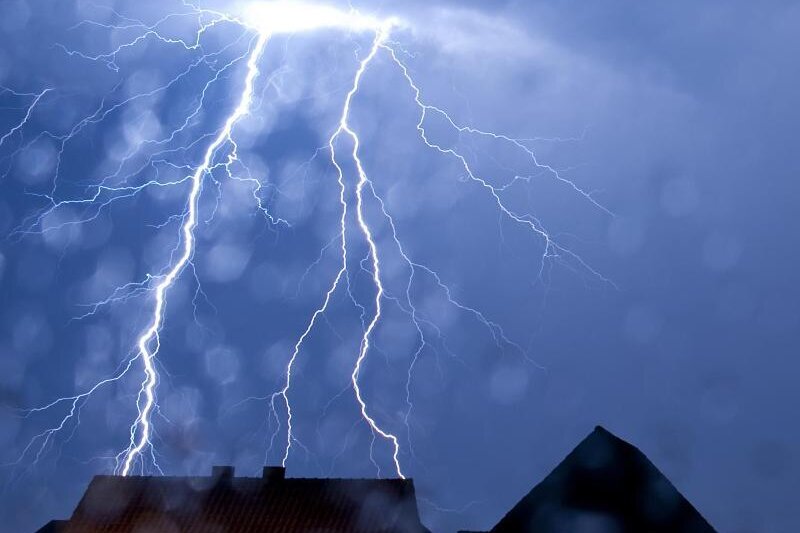 Sturmböen, Hagel, Starkregen: Deutscher Wetterdienst erwartet schwere Gewitter in Sachsen - 