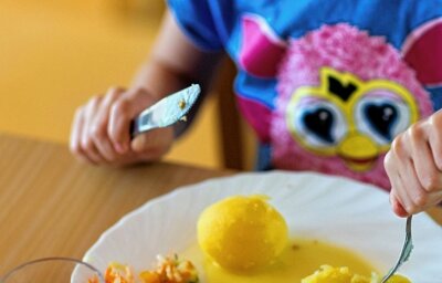 Subventioniert Oelsnitz bald Essen für Kinder? - Das Mittagessen in den Kindereinrichtungen wird immer teurer. 