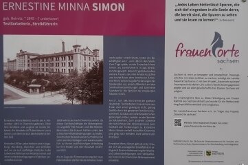 Tafel erinnert an Streikführerin - Die "Frauenort"-Gedenktafel für Minna Simon. 
