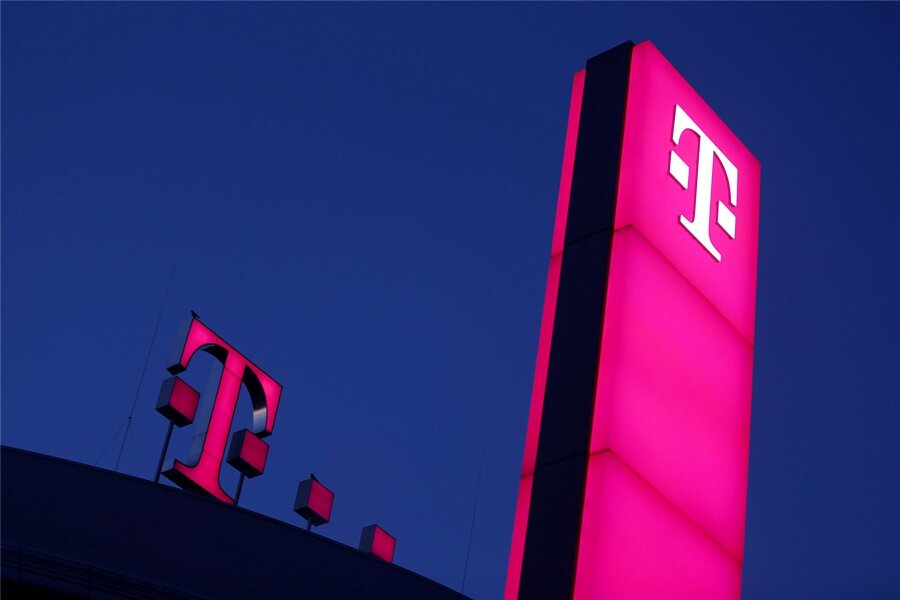 Tausende Meldungen: Deutschlandweit Störungen bei Telekom, Postbank und 1&1 - Auch Kunden der Telekom haben am Dienstagmorgen mit Problemen zu kämpfen.