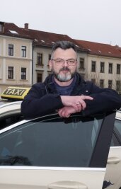 Taxifahren im Landkreis wird jetzt noch teurer als geplant - Taxiunternehmer und Kreisrat Danny Schäfer (Fraktion freier Bürger) aus Zwickau hat sich für höhere Tarife eingesetzt. 