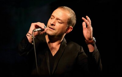 Tenor Björn Casapietra singt in der Rundkirche Klingenthal - 