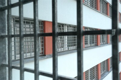 Thalheim: Ladendiebstahl endet in Gefängnis - Ein Ladendiebstahl endete für einen 34-Jährigen in Thalheim im Gefängnis.