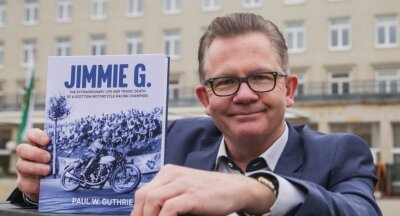 Tod auf der Rennstrecke: Neue Erkenntnisse zum Fall Guthrie - Paul Guthrie, selbst begeisterter Motorradfahrer, interessiert sich seit der Kindheit für den tödlich verunglückten schottischen Rennfahrer Jimmie Guthrie. Möglicherweise sind beide auch entfernt verwandt. 