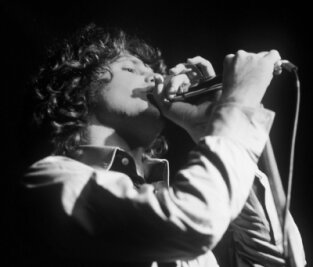 Tod einer Rock-Legende: Vor 50 Jahren starb "The Doors"-Sänger Jim Morrison - Auf der Suche nach der anderen Seite: The-Doors-Sänger Jim Morrison.