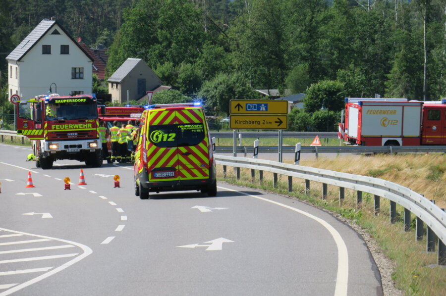 Tödlicher Unfall auf S 282 bei Kirchberg - Am Samstag gegen 14:30 Uhr hat sich ein tödlicher Verkehrsunfall auf der S 282 bei Kirchberg ereignet.