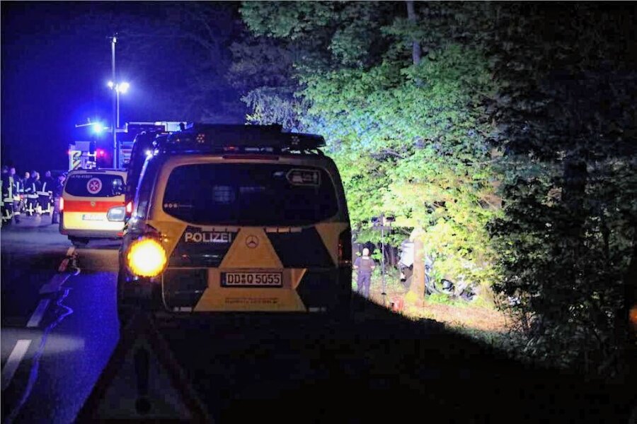 Tödlicher Unfall bei Oederan: Ursache bleibt unklar - Eine 53 Jahre alte Frau war am 14. Mai bei einem Autounfall in Oederan ums Leben gekommen. 