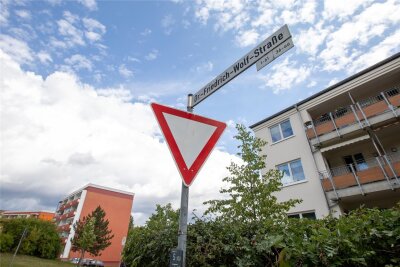 Tötungsdelikt im Plauener Stadtteil Chrieschwitz: Prozess beginnt - In einer Wohnung an der Dr.-Friedrich-Wolf-Straße im Chrieschwitzer Hang ist eine 37-jährige Frau im vergangenen Sommer tot aufgefunden worden.
