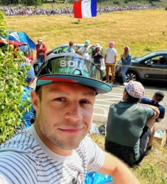Tour zieht Mittweidaer Kicker in ihren Bann - Markus Pietsch war Samstag bei der vorletzten Etappe der Tour de France in den Vogesen dabei. 