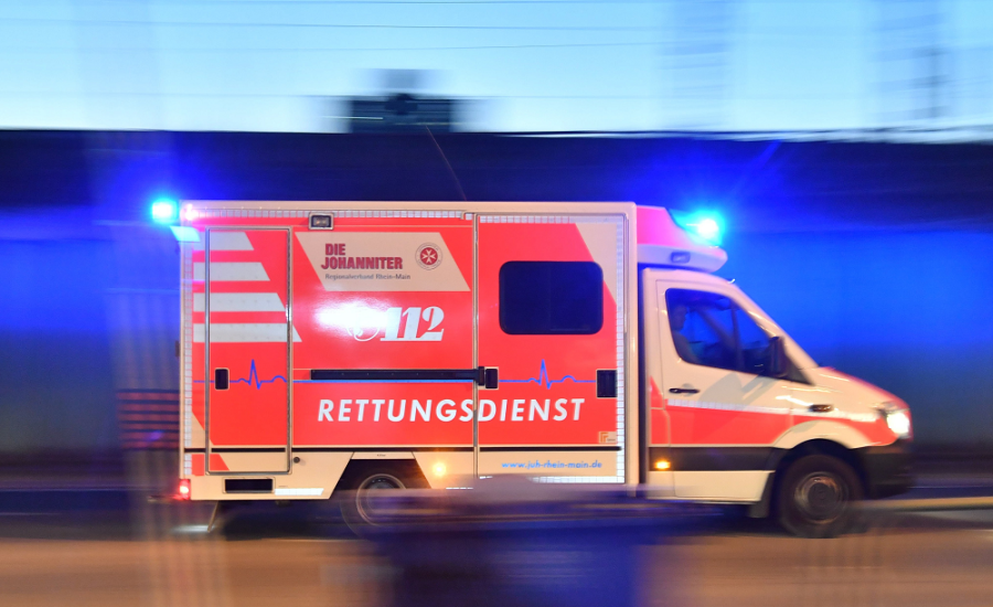 Tragischer Badeunfall in Bad Düben: Kleinkind (†3) stirbt - Der Junge kam nach dem Unfall ins Krankenhaus. (Symbolbild)
