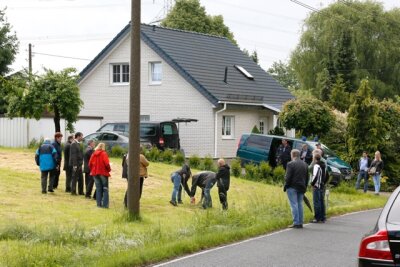 Tragödie von Seifersbach: Ehefrau erschossen - Richter mildern Strafe - Eine der Verhandlungen fand diese Woche auch am Tatort statt.