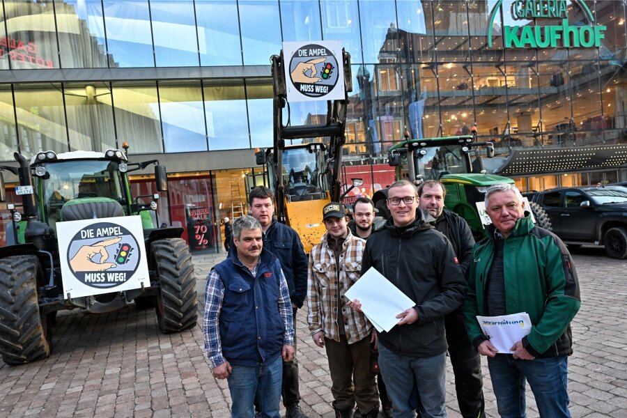 Traktoren im Chemnitzer Zentrum: OB soll Resolution unterschreiben - Mitarbeiter des Landwirtschaftsbetriebes „Sachsenland“ Röhrsdorf haben am Dienstagnachmittag einen Termin bei OB Sven Schulze.