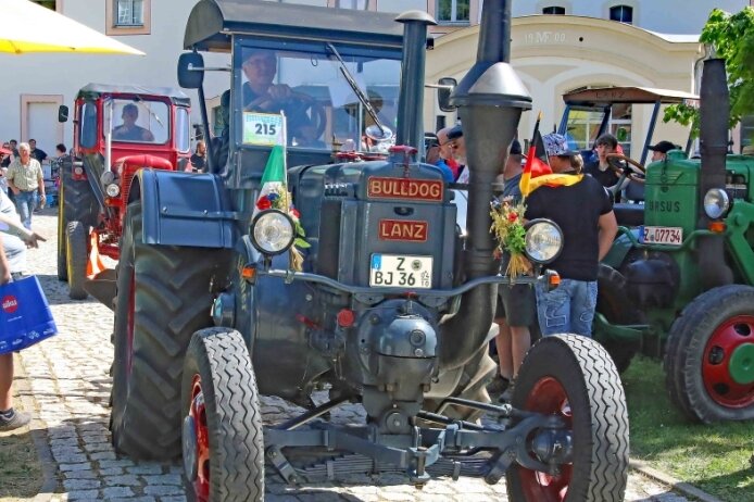 Traktoren-Treffen in Blankenhain lockt viele Schaulustige - 