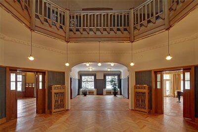 Traumhochzeit im Jugendstil: Warum sich Verliebte in der Villa Esche in Chemnitz das Ja-Wort geben - Die Villa Esche wurde 1902 bis 1903 von Henry van de Velde entworfen und gebaut.