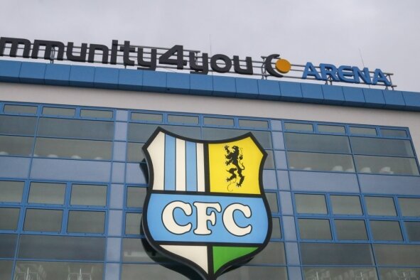 Trauungen im CFC-Stadion ab Mai möglich - Das für 27 Millionen Euro erneuerte Stadion an der Gellertstraße trägt seit Anfang August 2016 den Namen Community4you-Arena.