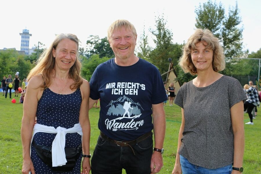 Ingrid und Gerd Kämpf sowie Silke Dämlow (von links) gehören zu den Gründern des Joel-Vereins vor 30 Jahren. 
