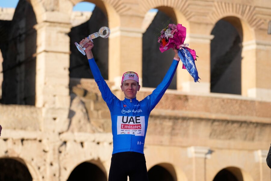 Triumph in Rom: Pogacar gewinnt den Giro d'Italia - Der Slowene Tadej Pogacar hat bei seiner ersten Teilnahme den Giro d'Italia gewonnen.