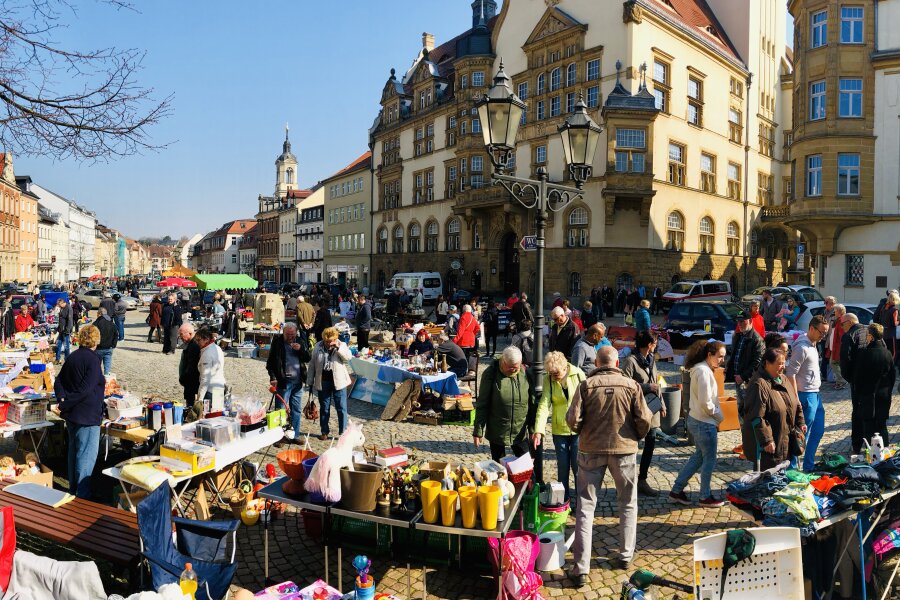Trödelmarkt in Werdau gut besucht - 