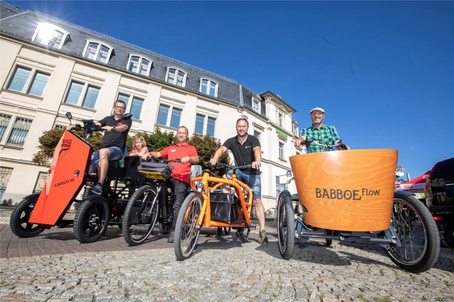 Trotz Berg und Tal: Lastenräder sind für Plauen interessant - Sie stellten indie Cargo-Bikes vor (von links): Thomas Auerbach, Jörg Fischer, Andre Seifert und Wolfram Hartmann.