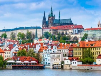 Tschechien öffnet Grenze für Deutsche schon früher - Eine Städtereise nach Prag ist ab Samstag wieder möglich.