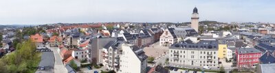 Turmbläser genießt Blick über Plauen - Mit einer, wie Kirchenmusiker Heiko Brosig sagt, "altmodischen, aber recht guten Kamera" fotografierte er diese Ansicht von der Außenplattform der Johanniskirche. 