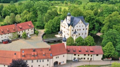 Über den Pfarrhübel zum Wasserschloss Klaffenbach - Romantik und Genuss am Rande von Chemnitz: das Wasserschloss Klaffenbach