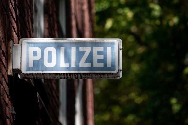 Nach einem sexuellen Übergriff auf eine 24 Jahre alte Frau am 28. August in der Nähe der Mühlenstraße in Chemnitz hat die Polizei am Mittwochabend einen Verdächtigen gestellt.