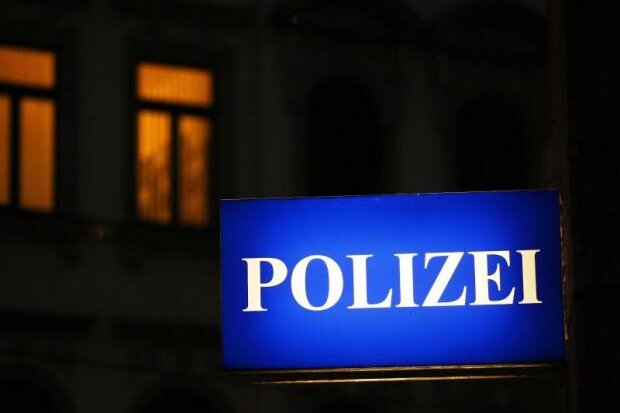 Unbekannter schießt mit Schreckschusswaffe in Zwickauer Innenstadt - 
