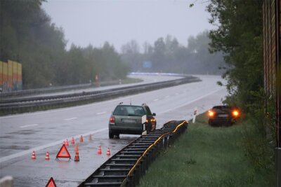Unfälle bei Graupelschauer: A 72 bei Zwickau am Samstag zeitweise voll gesperrt - 